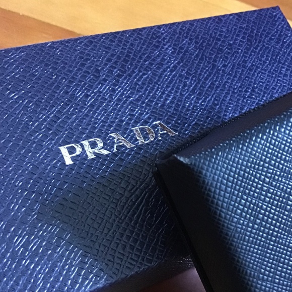 Prada Glasses Case & Box and Eyeglass Cleaning Cloth New Unused - Picture 6 of 10